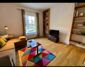 Fab location 2 bed garden flat camden